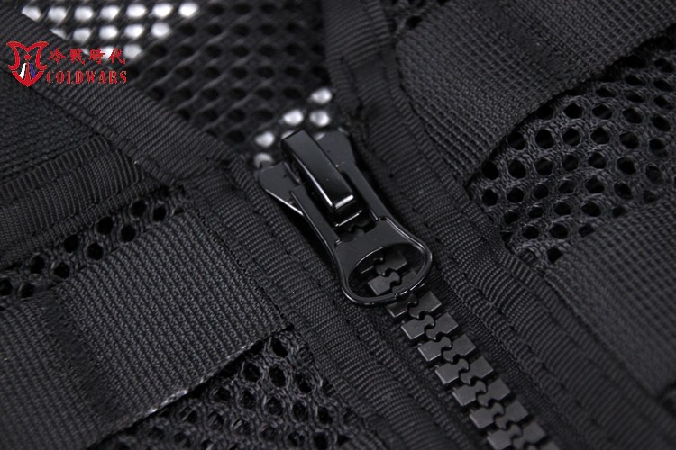เสื้อกั๊กยุทธวิธีแบบโมดูลาร์ V - Outdoor Adventure Vest บทวิจารณ์และราคา